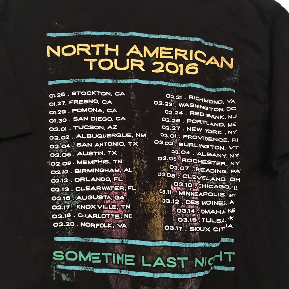 R5 band tour tee